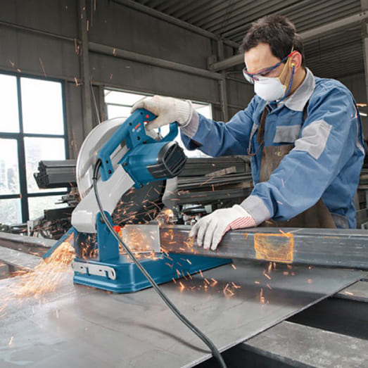 Operador de Policorte