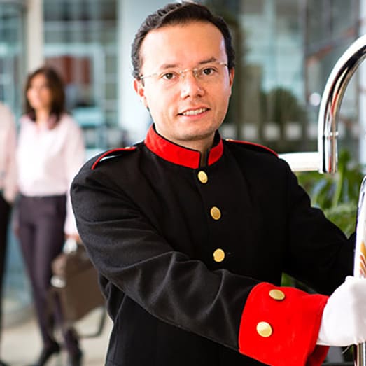 Bellboy Russel Servico